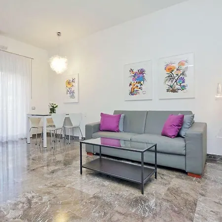 Feriaelatinae 罗马